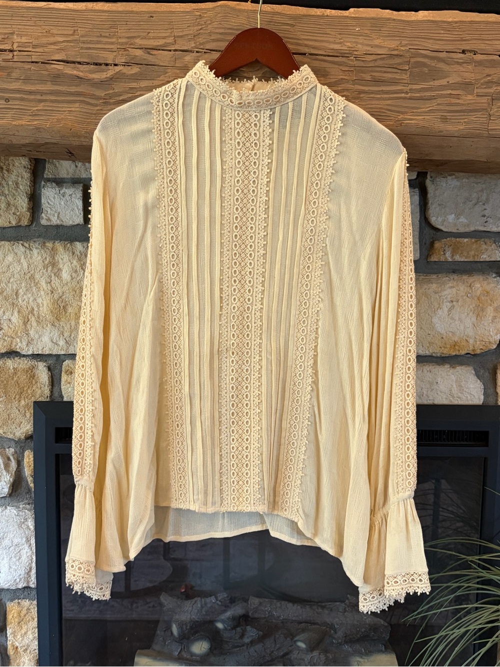 Double D Ranch Cream Lace-Trim Boho Blouse